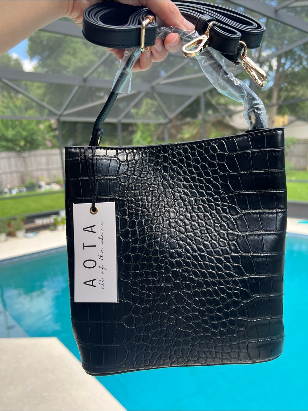 Black Croc-Embossed Vegan Leather Bucket Bag NWT shoulder bag